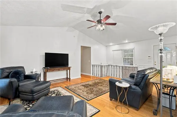 322 Mariner CIR, Woodstock, GA 30189