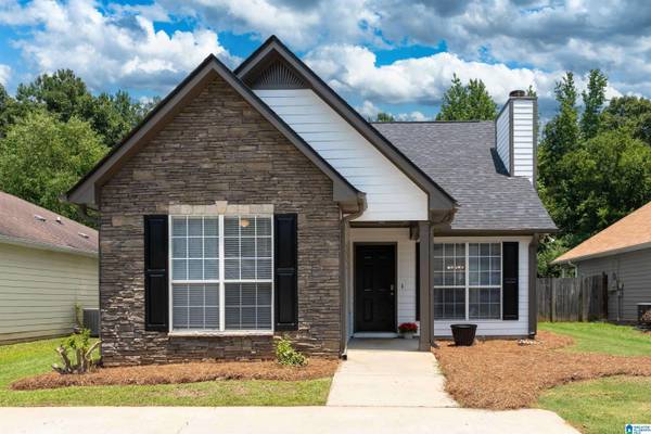 160 CARRINGTON LANE, Calera, AL 35040