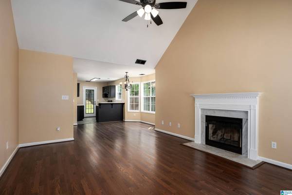 160 CARRINGTON LANE, Calera, AL 35040