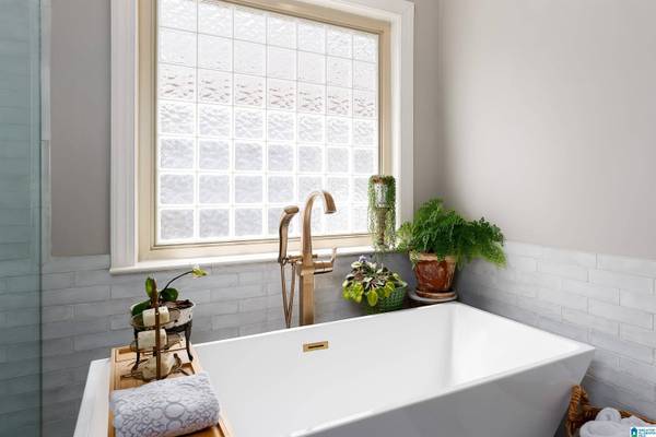 139 PARK LAKE TRACE, Helena, AL 35080