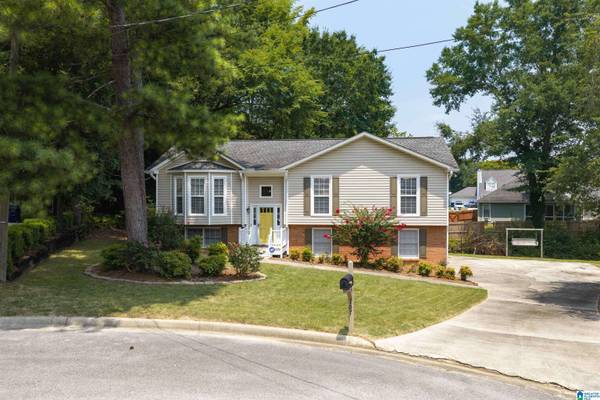107 SHALIMAR TRACE, Alabaster, AL 35007