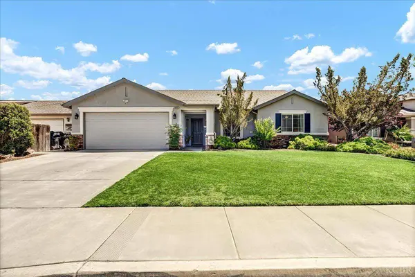 1895 N Rivermist Court, Hanford, CA 93230