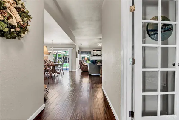 1895 N Rivermist Court, Hanford, CA 93230
