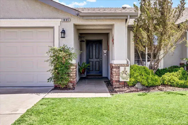 1895 N Rivermist Court, Hanford, CA 93230