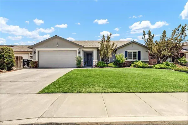 1895 N Rivermist Court, Hanford, CA 93230
