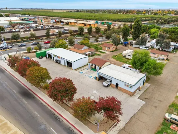 955 S K Street, Tulare, CA 93274