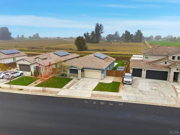 512 Daphne Lane, Lemoore, CA 93245