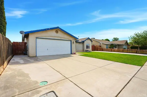 1003 Edison Drive, Hanford, CA 93230