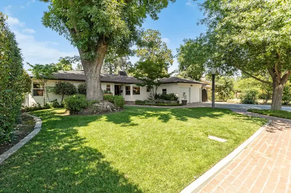 1610 W Meadow Avenue, Visalia, CA 93277