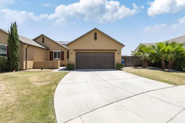 894 Himalaya Drive, Lemoore, CA 93245