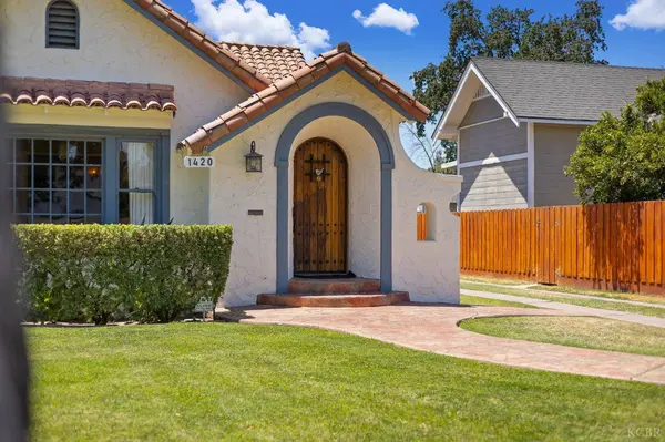 1420 N Irwin ST, Hanford, CA 93230
