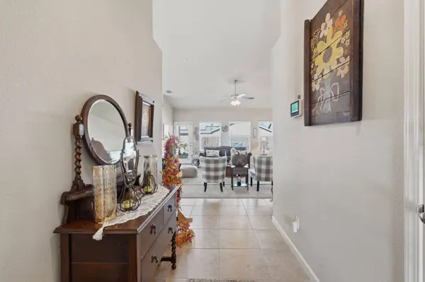1876 W Hayward Street, Hanford, CA 93230