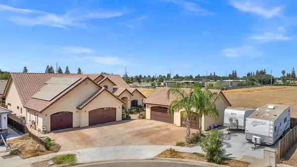 1139 N Citrus Ct, Visalia, CA 93292-4119