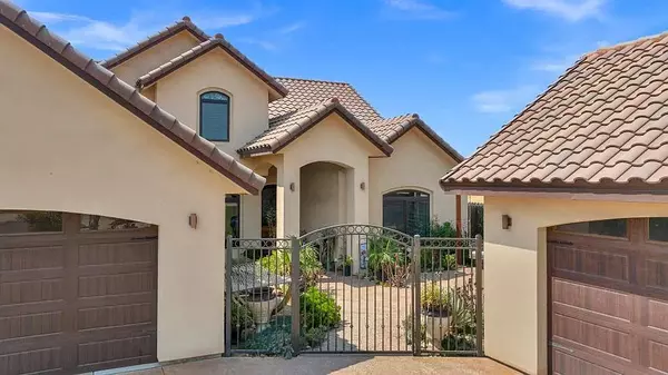 1139 N Citrus Ct, Visalia, CA 93292-4119