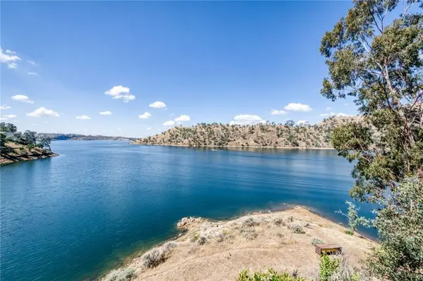 28037 Sky Harbour, Friant, CA 93626