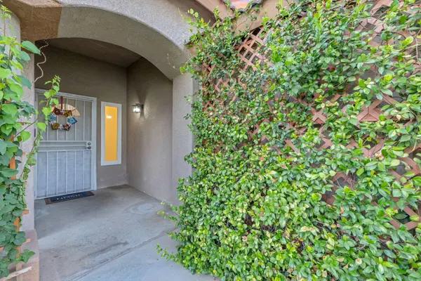 10620 Tivoli Court, Bakersfield, CA 93311