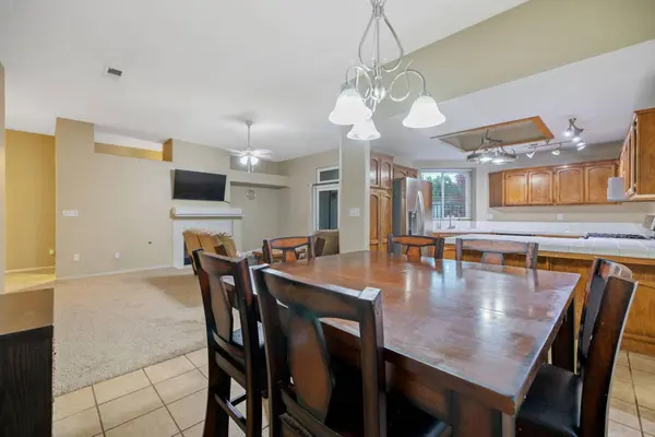 10620 Tivoli Court, Bakersfield, CA 93311