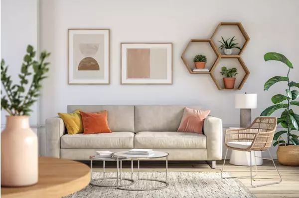 Quick Tip of the Day: Meet with a Staging Consultant Before Listing Photos!