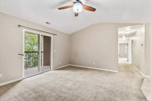 8086 N RIDGE LOOP W #11, Eagle Mountain, UT 84005