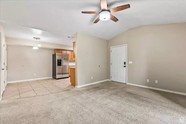 8086 N RIDGE LOOP W #11, Eagle Mountain, UT 84005