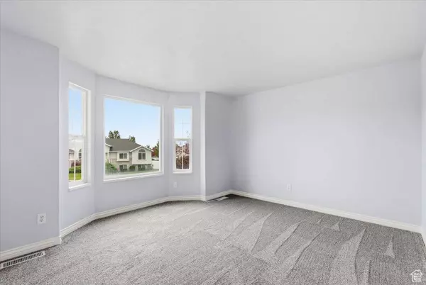 1975 E 1425 N, Layton, UT 84040