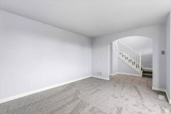 1975 E 1425 N, Layton, UT 84040