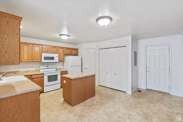 35 S 800 E, American Fork, UT 84003