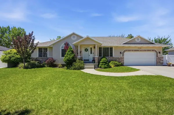 7536 S WOODBEND RD, West Jordan, UT 84081