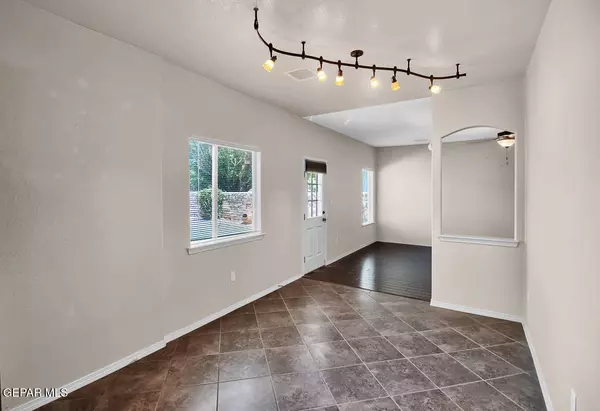 14213 SILVER POINT AVE, El Paso, TX 79938