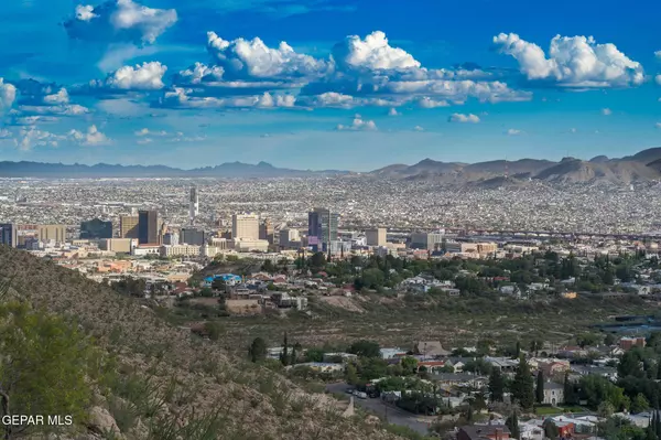 27 SILENT CREST DR, El Paso, TX 79902