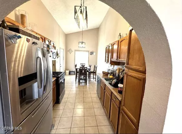 3209 BLACK ELK PL, El Paso, TX 79936