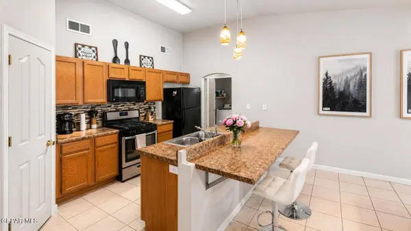 11728 LAPSTONE WAY, El Paso, TX 79934