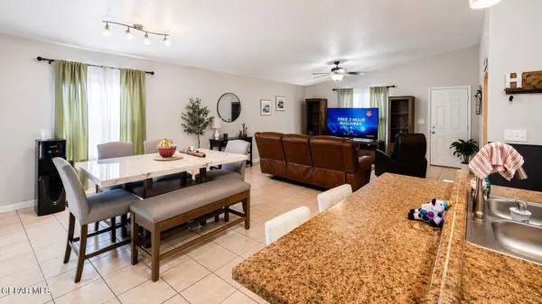 11728 LAPSTONE WAY, El Paso, TX 79934