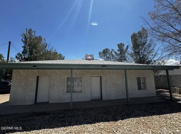 220 NW G AVE, Fabens, TX 79838