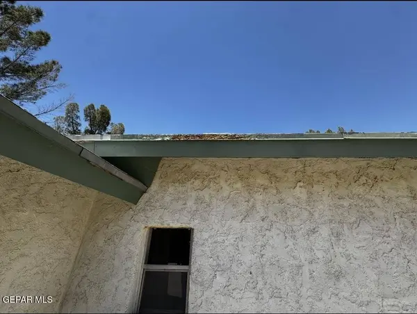 220 NW G AVE, Fabens, TX 79838