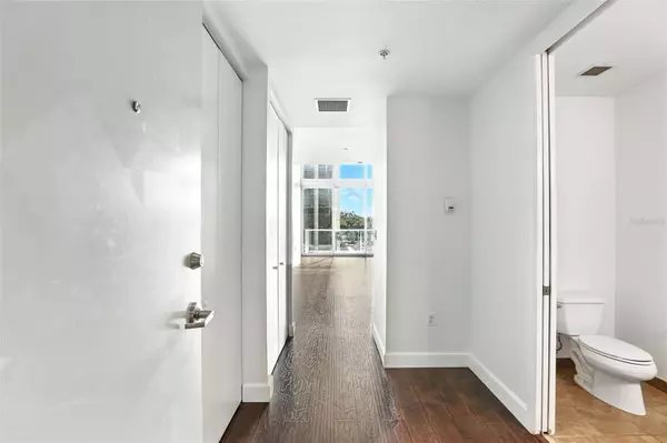 150 E ROBINSON ST #2A, Orlando, FL 32801