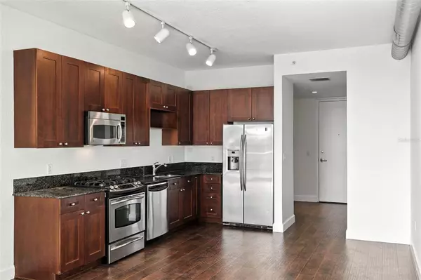 150 E ROBINSON ST #2A, Orlando, FL 32801