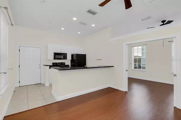 1384 LAKE BALDWIN LN #C, Orlando, FL 32814