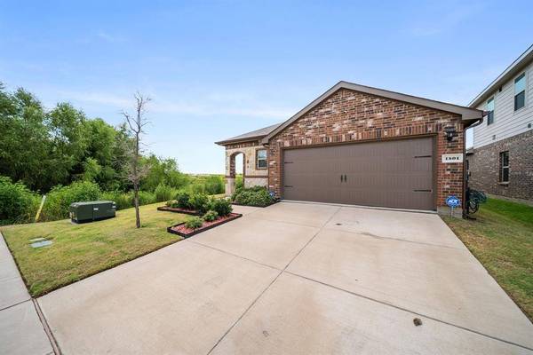 1501 Dilley Lane, Forney, TX 75126