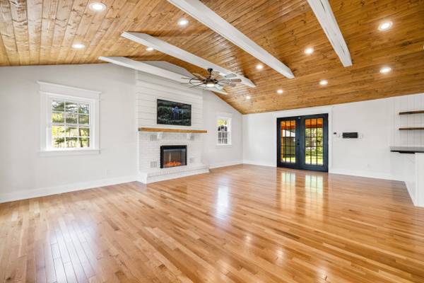 10710 Lebanon Road, Parksville, KY 40464