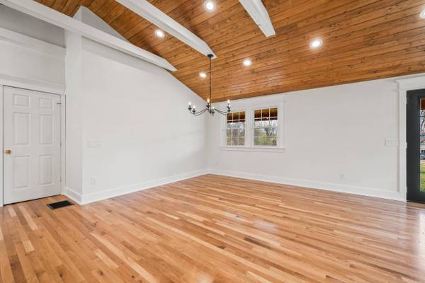 10710 Lebanon Road, Parksville, KY 40464