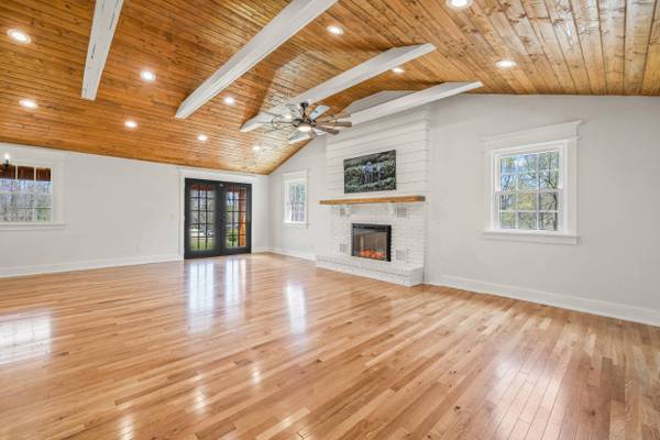 10710 Lebanon Road, Parksville, KY 40464