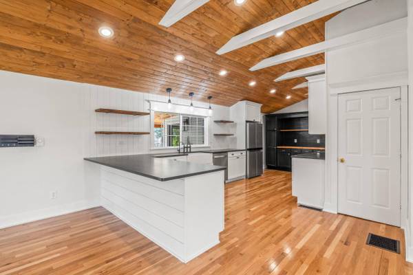 10710 Lebanon Road, Parksville, KY 40464