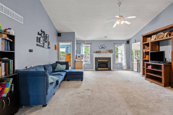 332 Weslyn Way, Nicholasville, KY 40356