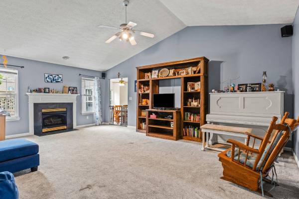 332 Weslyn Way, Nicholasville, KY 40356