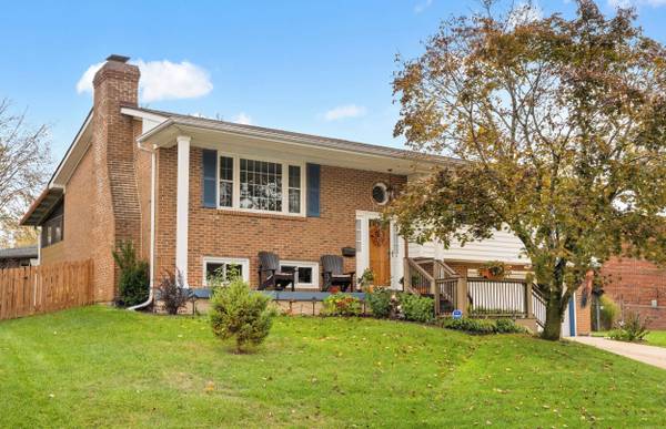 3284 Bowie Drive, Lexington, KY 40517