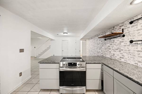 406 Darby Creek Road #B, Lexington, KY 40509