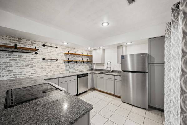 406 Darby Creek Road #B, Lexington, KY 40509