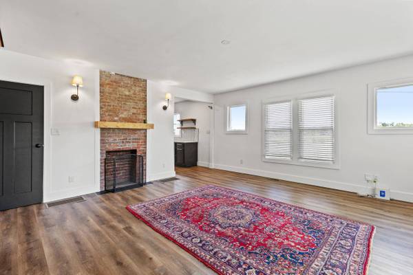 445 College Hill Road, Waco, KY 40385