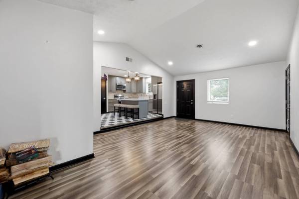 425 Quail Run Road, Versailles, KY 40383